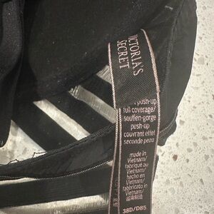 Victoria's Secret Black Push-Up Bra